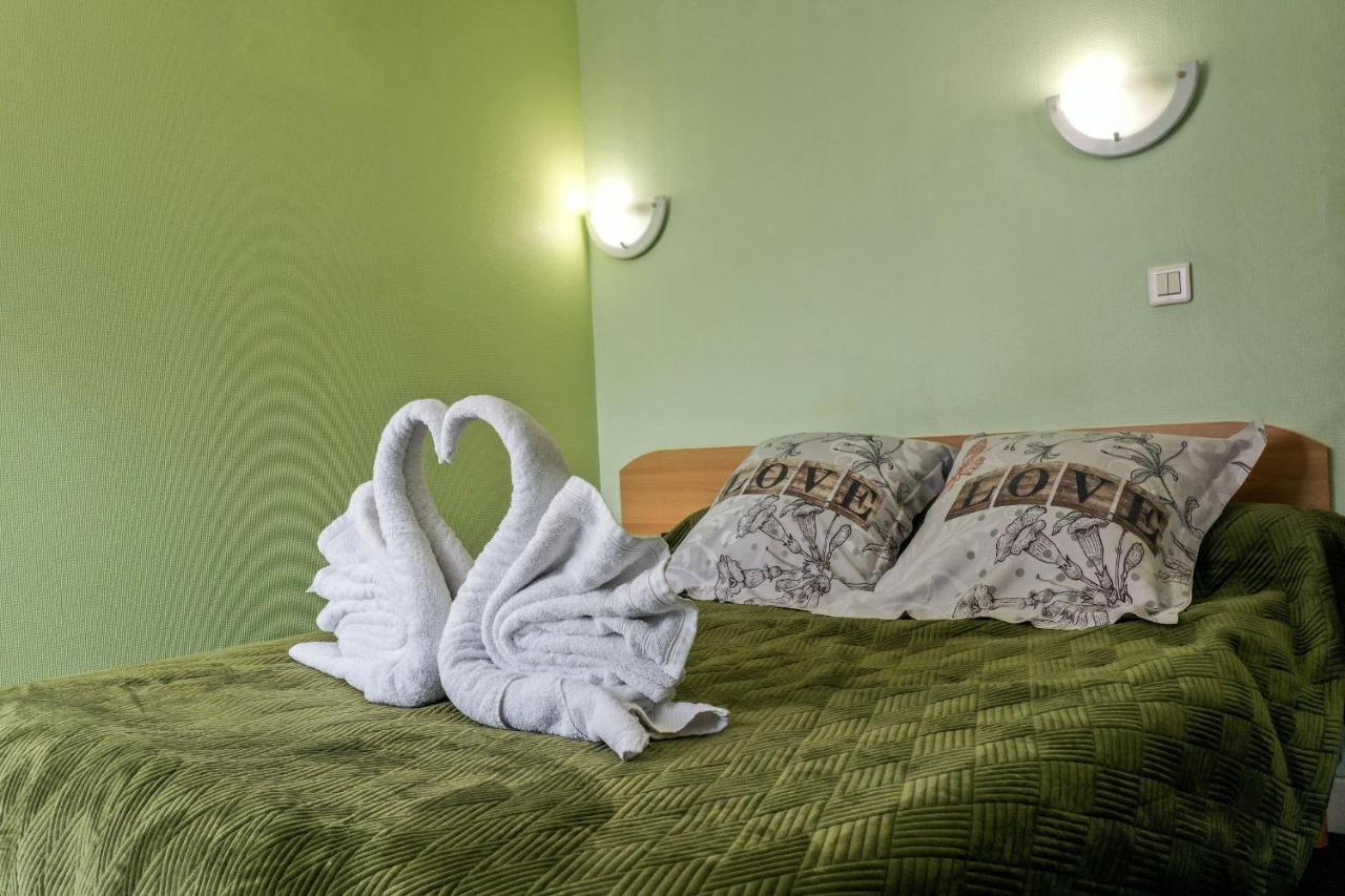 Hotel Le Pommeil Gueret Luaran gambar