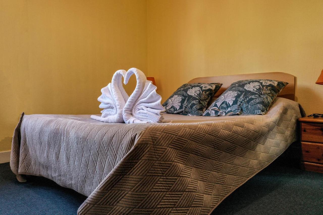 Hotel Le Pommeil Gueret Luaran gambar