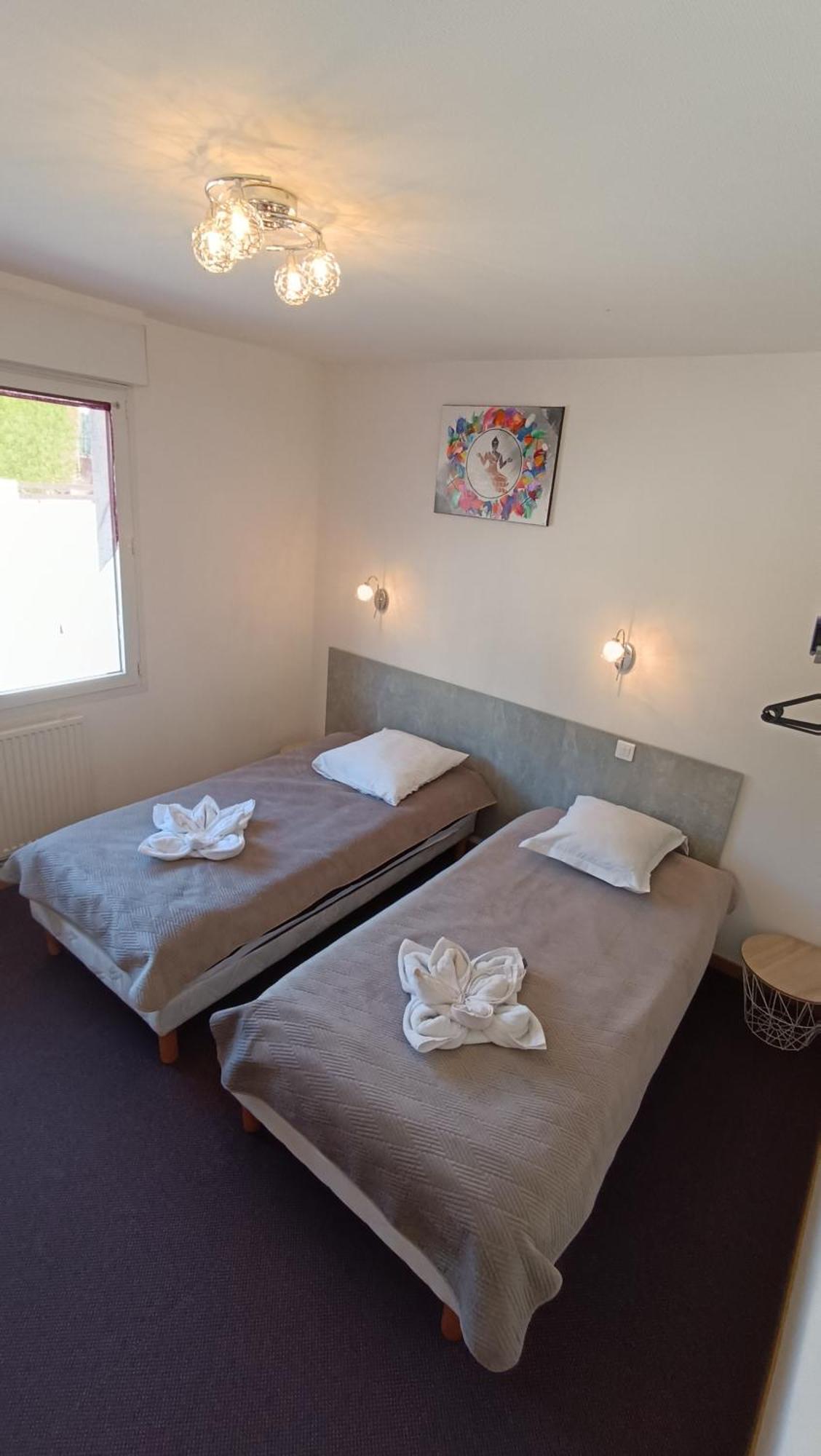 Hotel Le Pommeil Gueret Luaran gambar