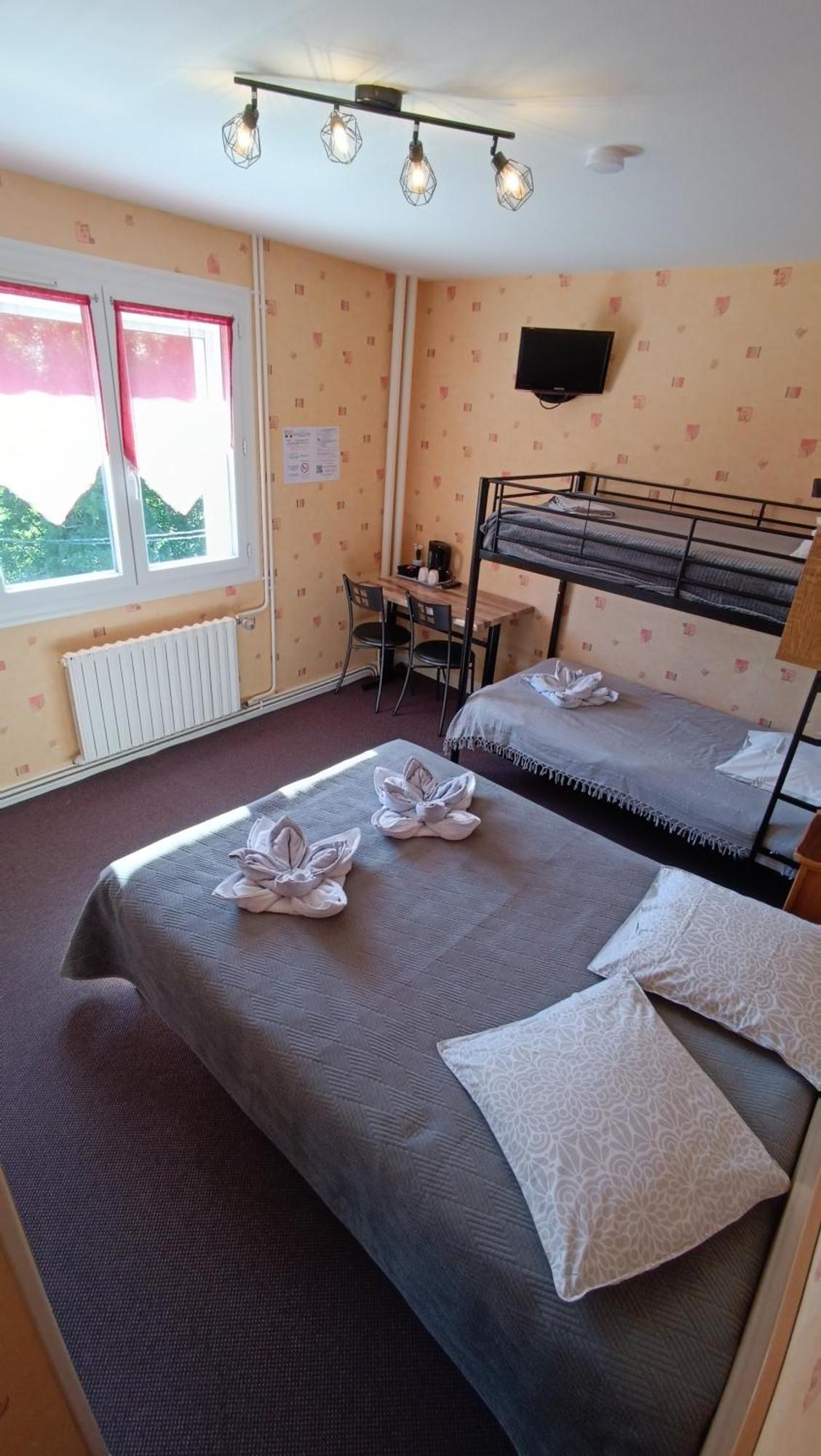 Hotel Le Pommeil Gueret Luaran gambar