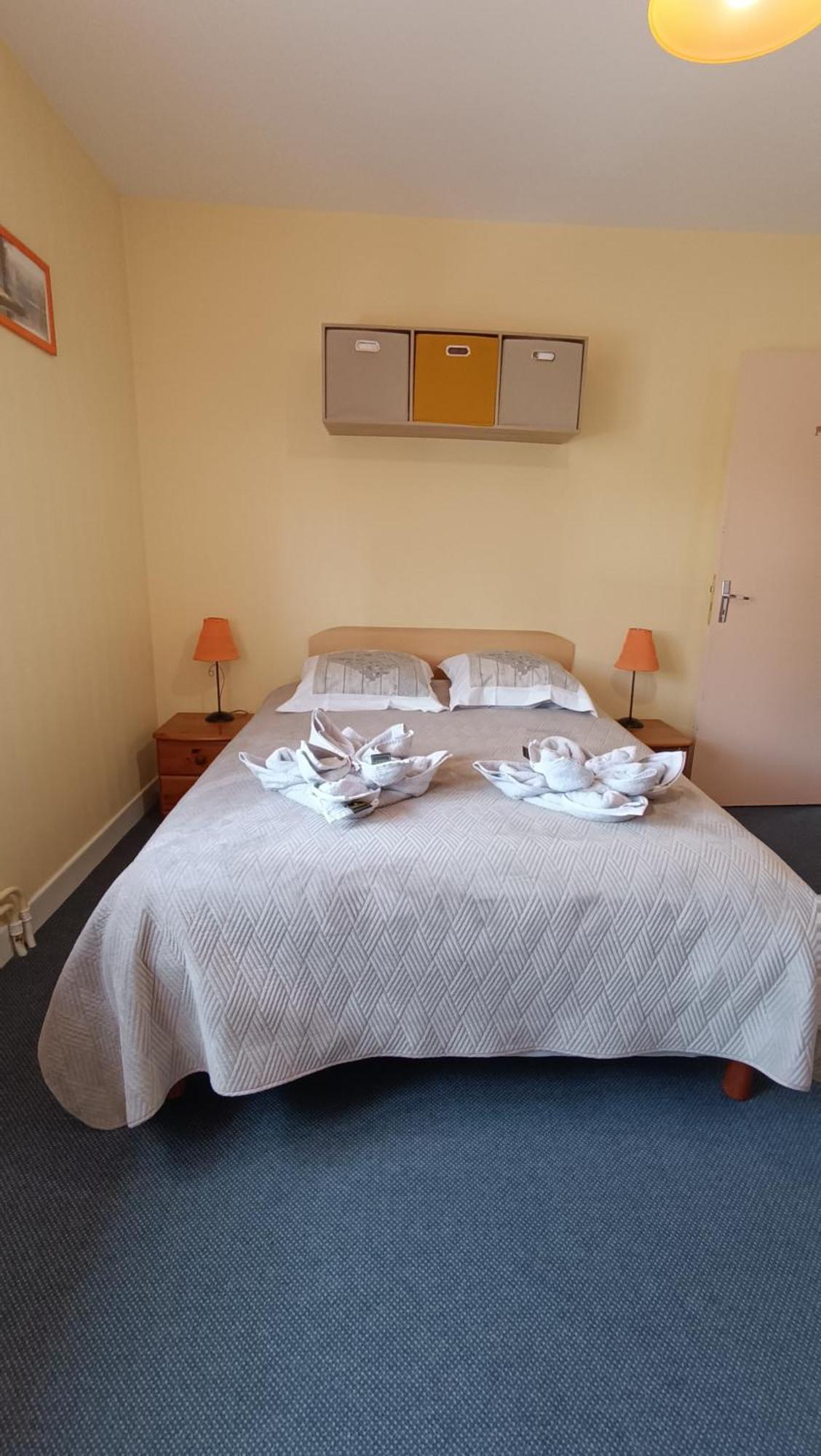 Hotel Le Pommeil Gueret Luaran gambar