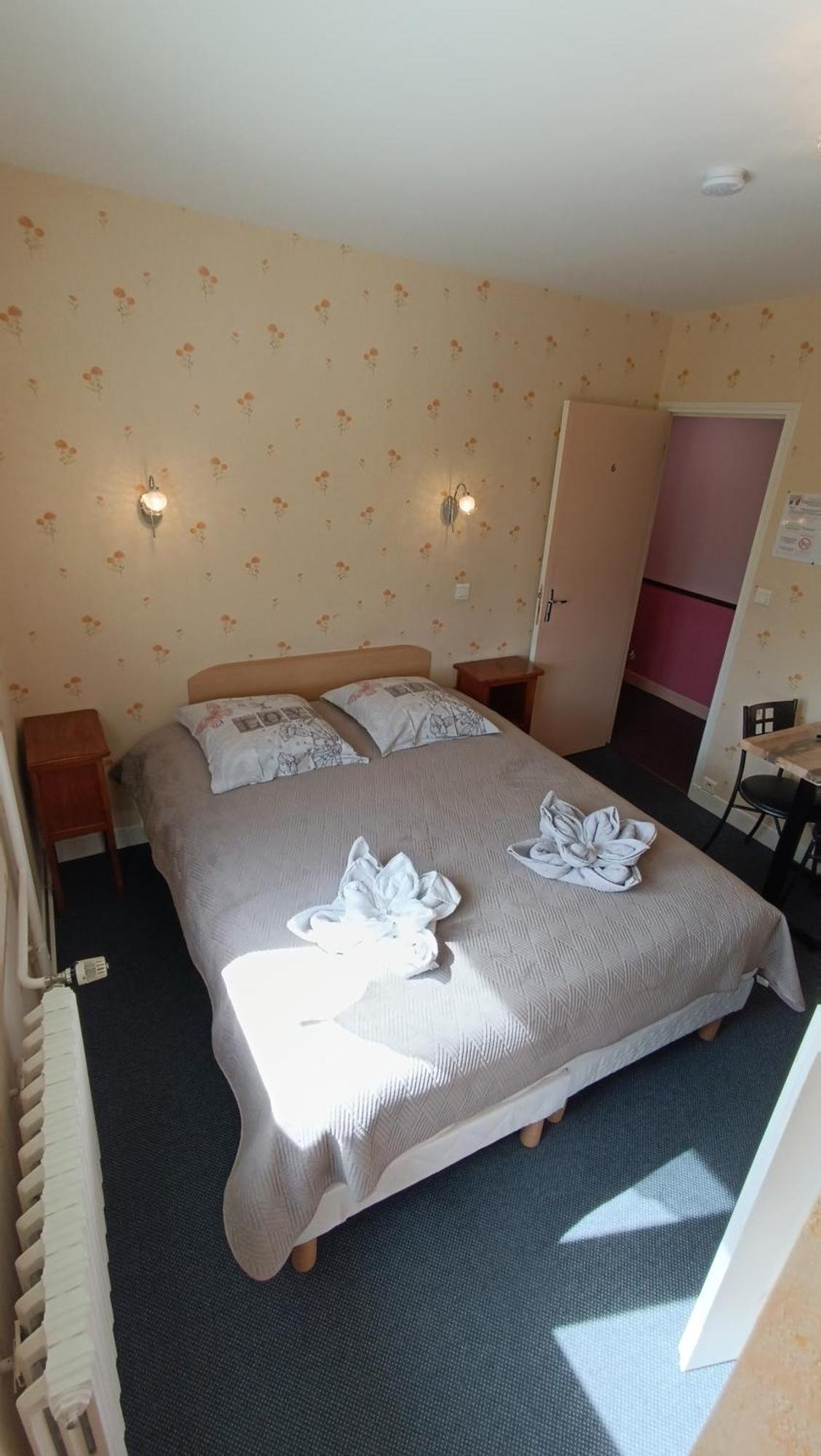 Hotel Le Pommeil Gueret Luaran gambar